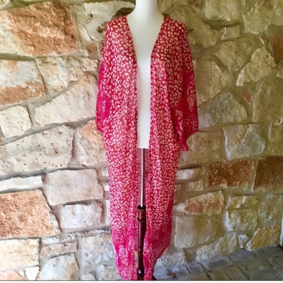 5⭐️Fave 🌺Pink Floral Kimono Duster🌺 - Picture 4 of 8